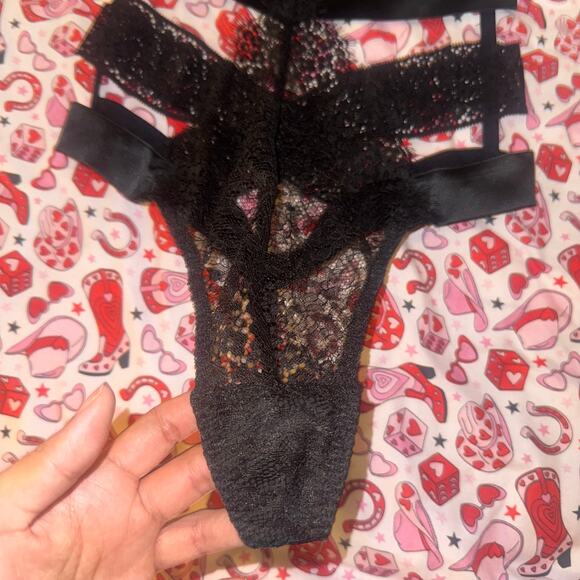 Victoria's Secret Size Medium sexy cutout lingerie black NWT - Picture 6 of 12